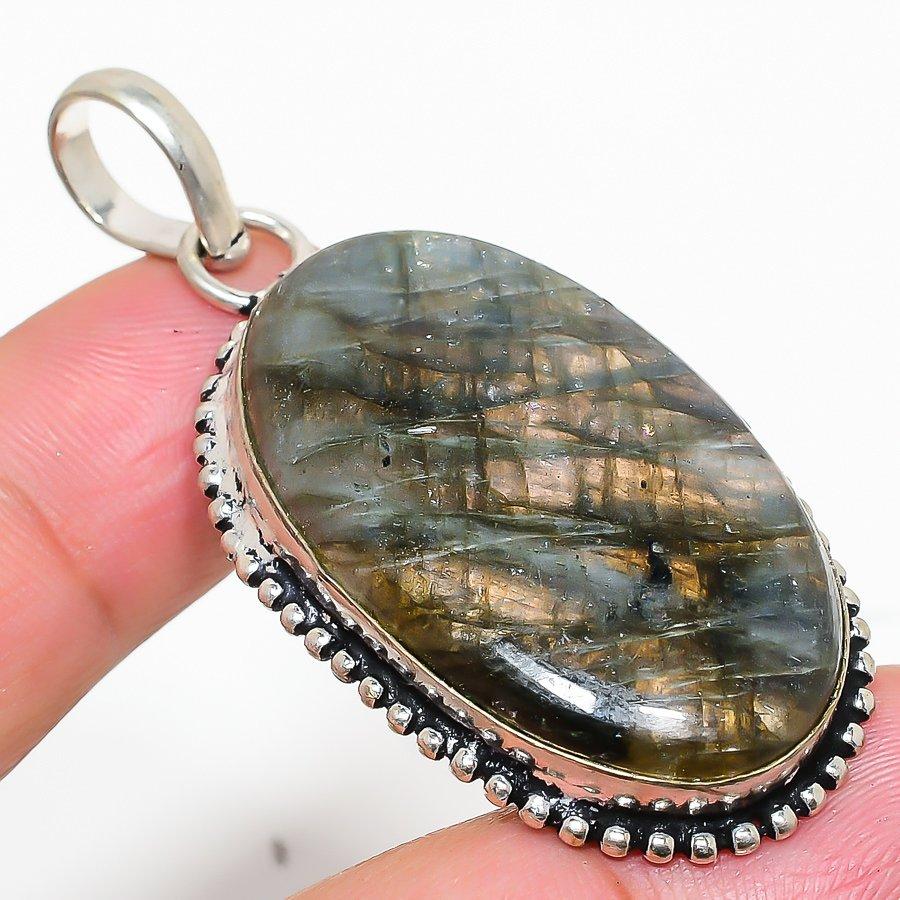 

Natural Labradorite Gemstone Handmade 925 Sterling Silver Pendant 2.21 k0W60