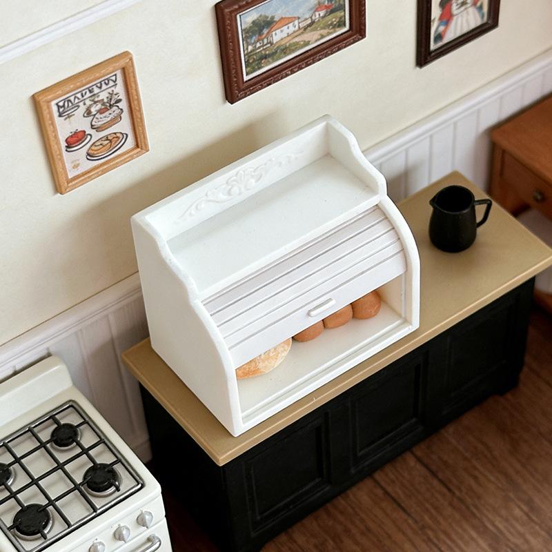 Miniature Bread Storage Cabinet Ornament Dollhouse Bread Display Cabinet Model 1/12 Dollhouse Kitchen Scene Decoration Toys one size