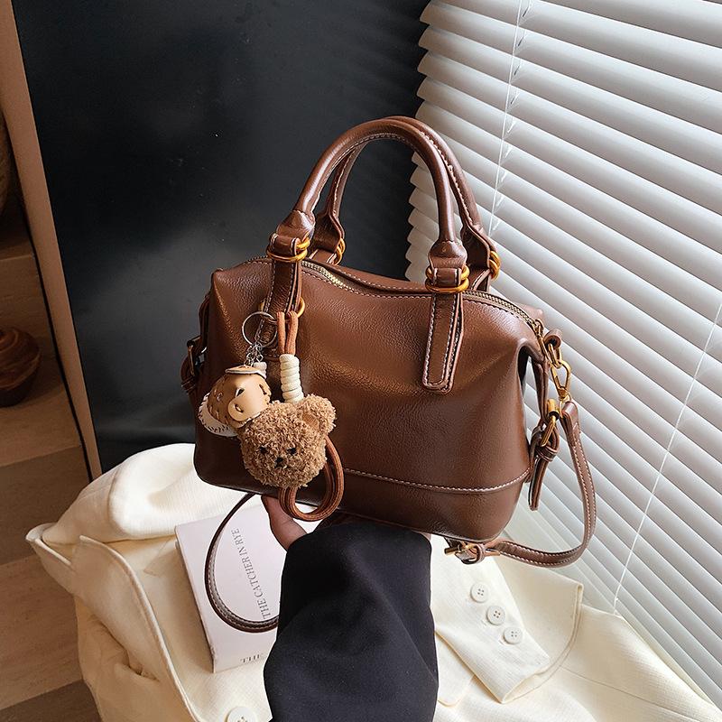 Premium Retro Small Bag Women's New Versatile Messenger Bag Fashion Portable Pillow Bag