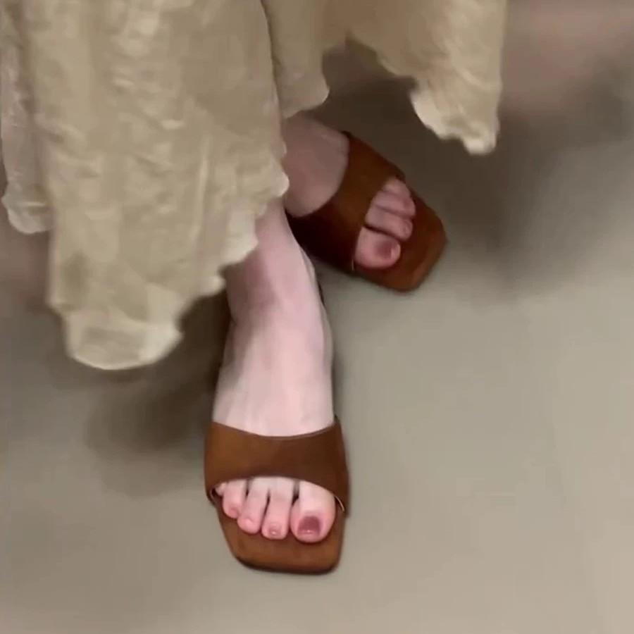 Sheepskin Version~ Simple Square Head Low-heeled Open-toed One-word Slippers for Women's Outer Wear 2025 Summer New Versatile Cool Slippers