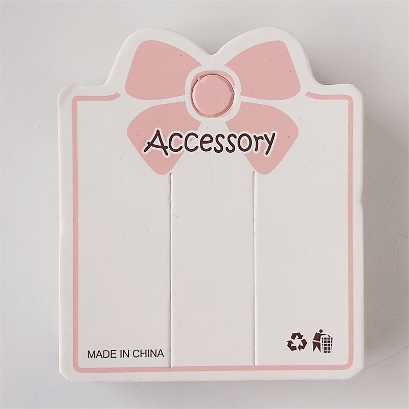 100 Stück Rosa Schleife Displaykarten mit 2-Loch-Design | Made in China Anhänger für Schmuck & Haarschmuck, Armbänder, Halsketten, Ohrringe