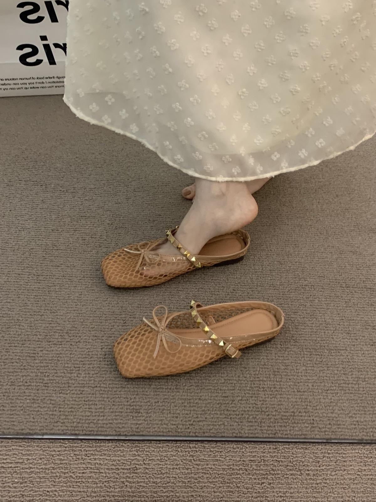 

French hollow mesh yarn niche half slippers women s outer wear 2025 summer with skirt evening wind rivet bag head sandals 35