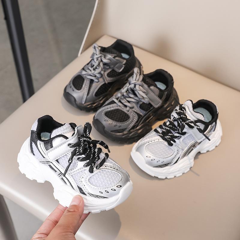 Children's shoes 2025 autumn new boys Velcro sneakers mesh breathable girls running shoes versatile