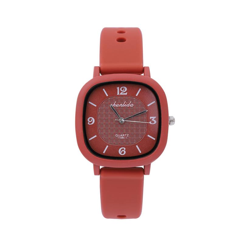 Wind High-Value Square Women S Watch Student Retro Versatile Small Dial Silicone Tape Quartz Watch Women красный