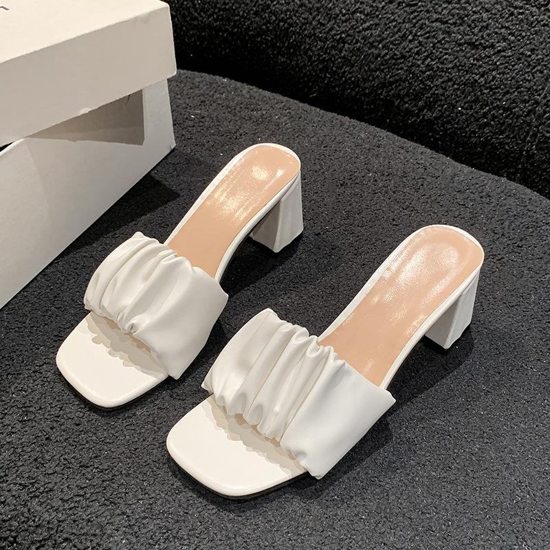 New high-heeled cool slippers for women's summer thick-heeled fashion outer wear one-word mop medium-heeled fitting shoes for women