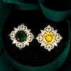1Piece Fashion Delicate Crystal Flower Brooch for Women Clothing Coat Jewelry Accessories Gifts