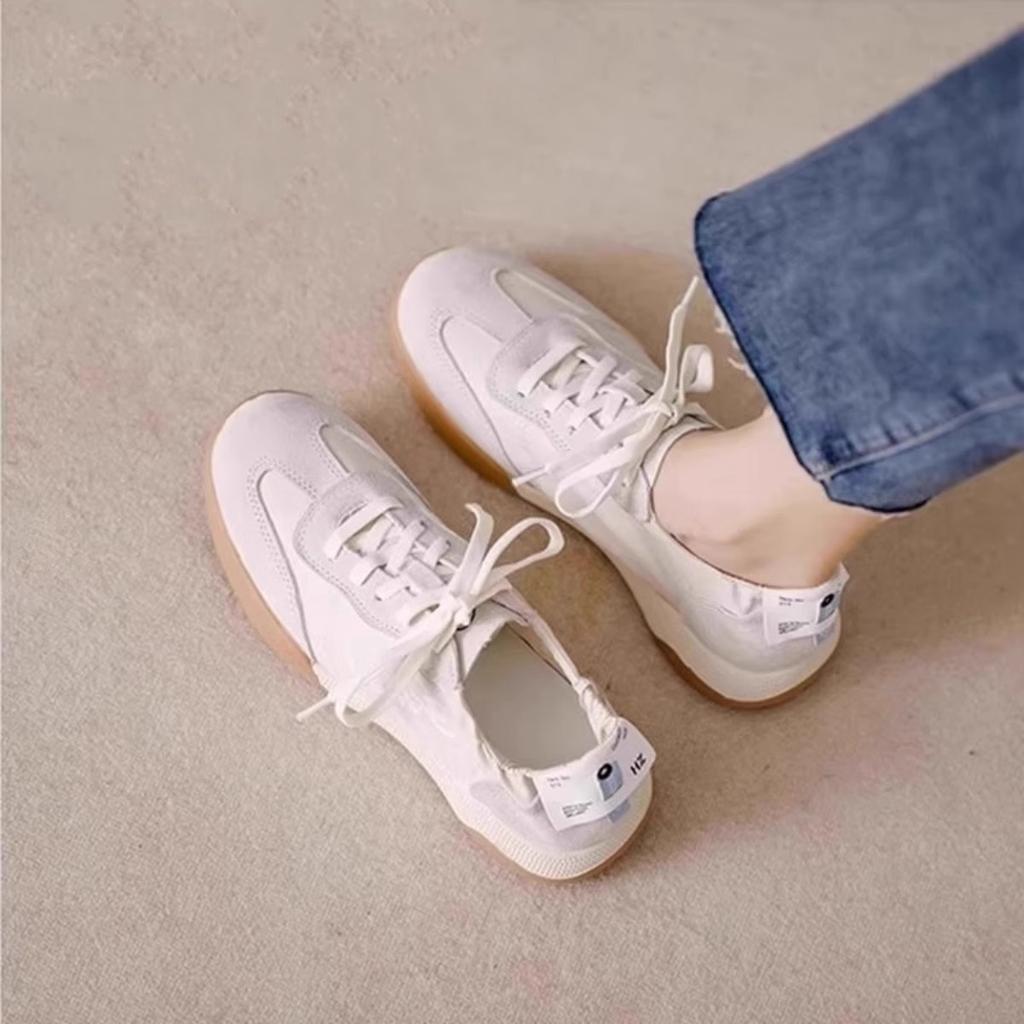 Scarpe bianche con plateau da donna scarpe per l'allenamento morale 2025 nuove scarpe estive celebrità di Internet versatili super popolari scarpe Forrest Gump scarpe da ginnastica casual