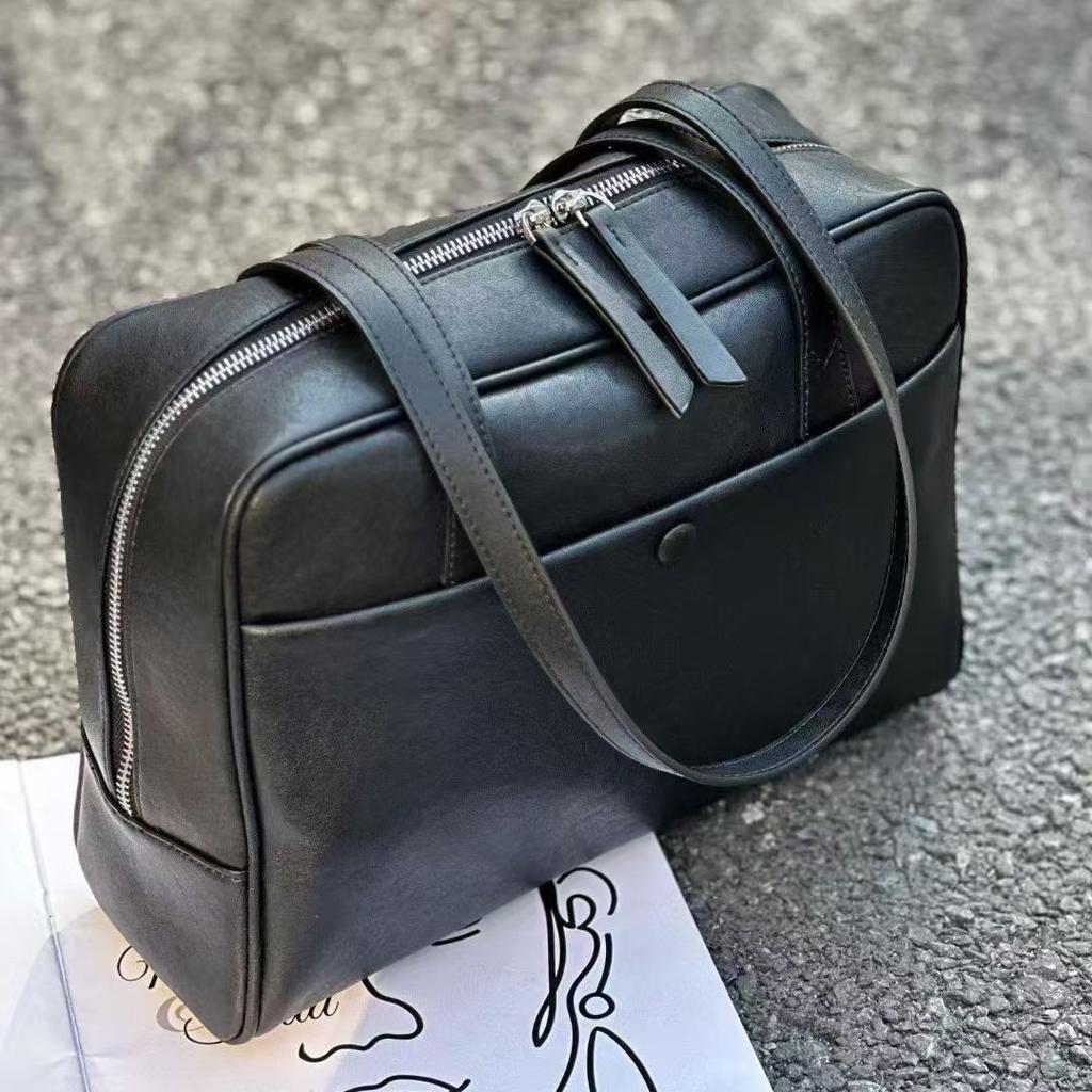 Retro makeup bag, genuine leather women's bag, large-capacity commuting hand-held armpit bag, single-shoulder crossbody bag
