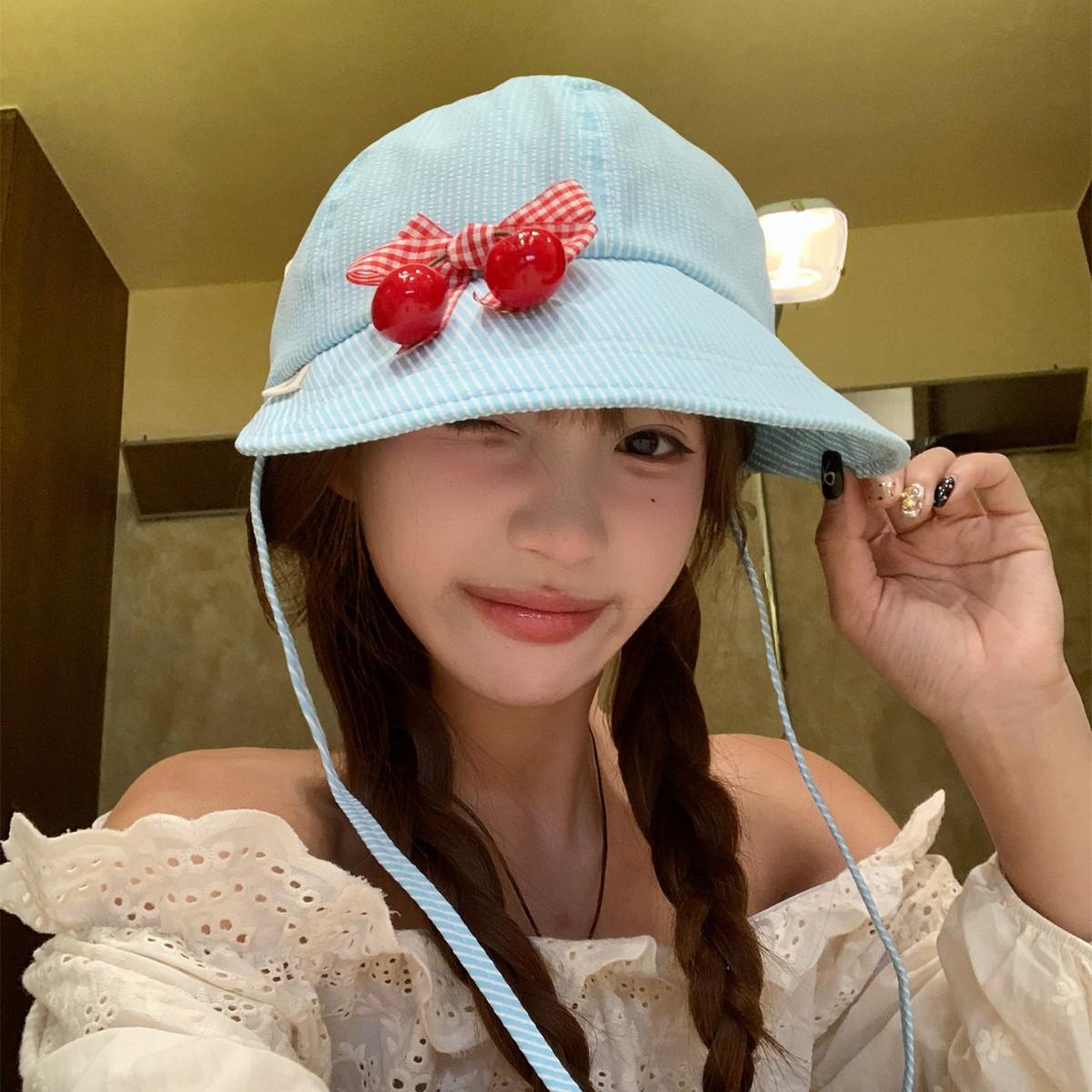 

Cute bow cherry quick drying bucket hat women s summer thin versatile breathable striped sunscreen hat basin hat Average size (55-59cm) синій