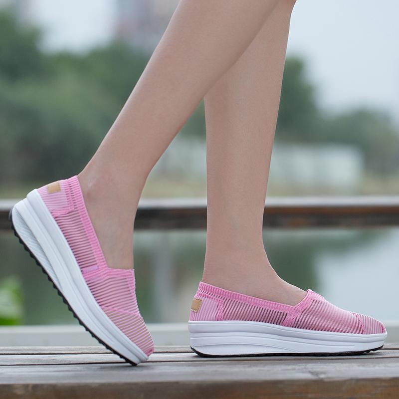 Fashion Women Leisure Sports Comfortable Platform Breathable Mesh Lightweight Summer Walking Shoes Anti Slip Thick Soled Casual Shoes