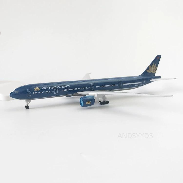 1/400 Scale B777 Vietnam Airways 20cm Diecast Alloy Airplane With Aircraft Landing Gear Model For Collection Gift Display Plane