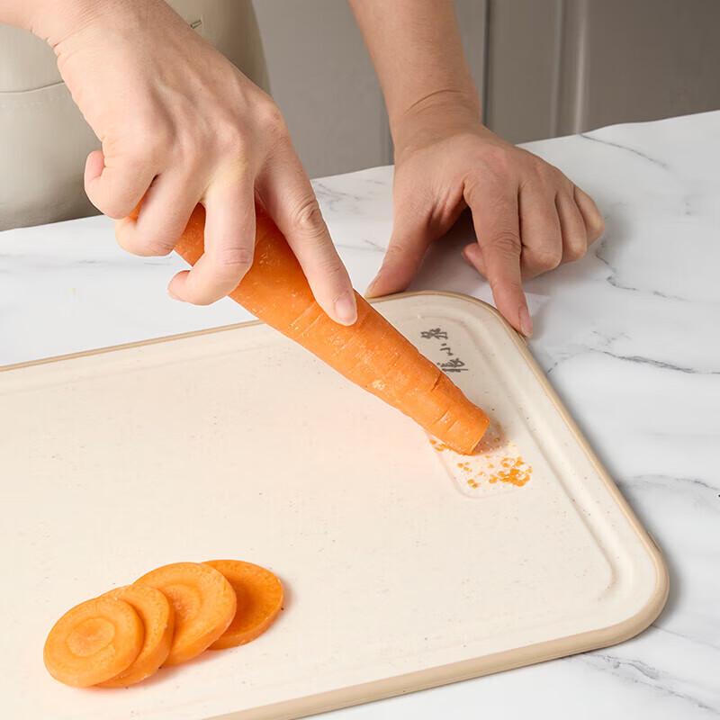 Zhang Xiao Quan Linglong Serie Antibakterielle Kunststoffschneidebrett