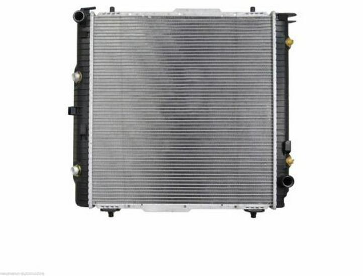 Mercedes-Benz W463 Radiator/Water Tank/Condenser/Intercooler 4635000100