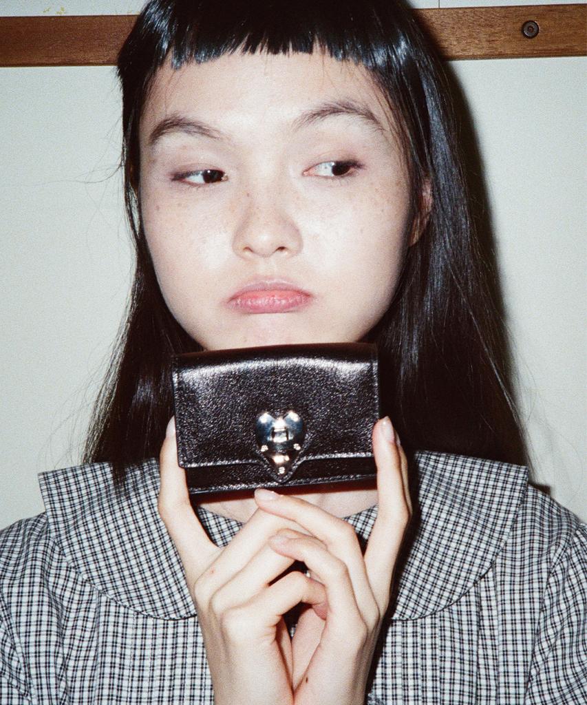 Yahnsisi Heart Vintage Leather Wallet - Black