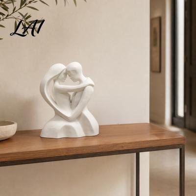 White Matte Ornaments 3D Printed Hugging Couple Heart-Shaped Sculpture Romantic Embrace Figurine with Finish Nordic Style Decoration Minimalist