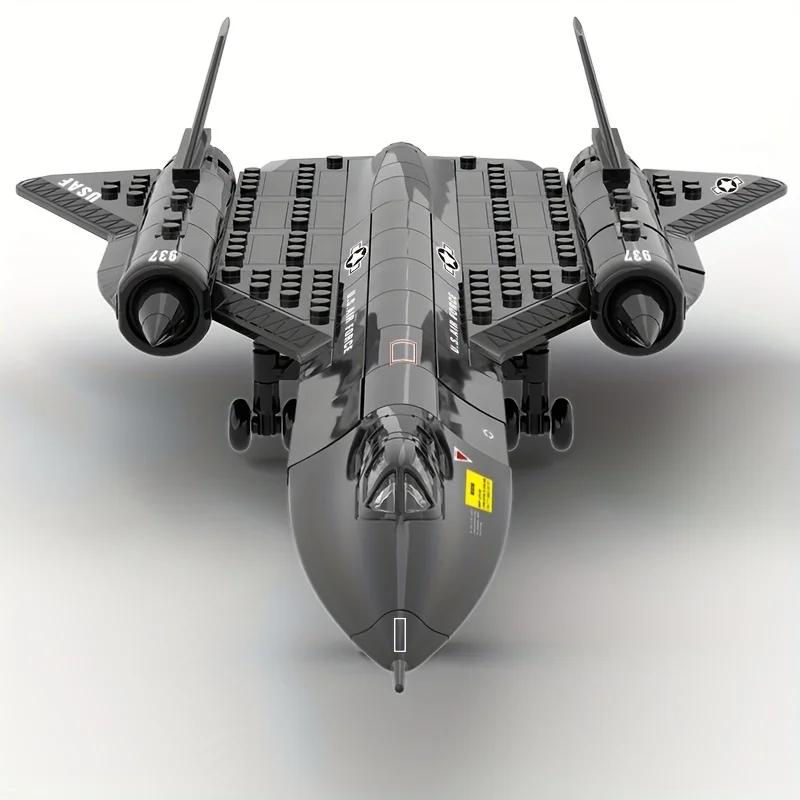 183PCS  Military SR-71 Blackbird Scout Small Tech Blocks, Collectible Block Toys for Halloween, Christmas Gifts