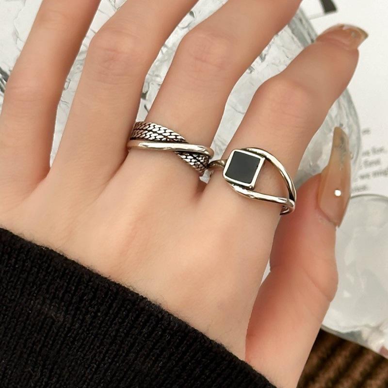 Retro Black Geometric Half-Circle Square Ring – Women's Trendy Open Index Finger Hip-Hop Accessory