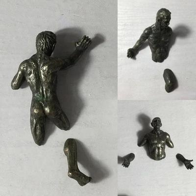 Lezec Nová Nástěnná Umělecká Socha 3D Skrze Průmyslový Styl Dělicí Stěna Imitace Mědi Dekorace Kreativní Pryskyřičná Ozdoba