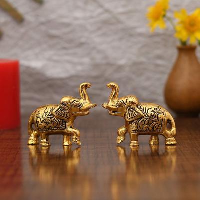 Deko & Wohnaccessoires – Statuetten