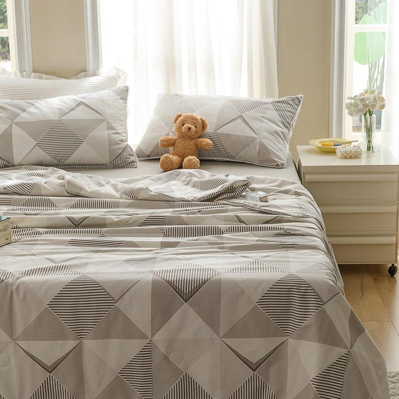 Cuvertură dublă cu aer condiționat, din bumbac, pentru copii, cu desene animate, set de patru piese, cuvertură din fibră de soia.