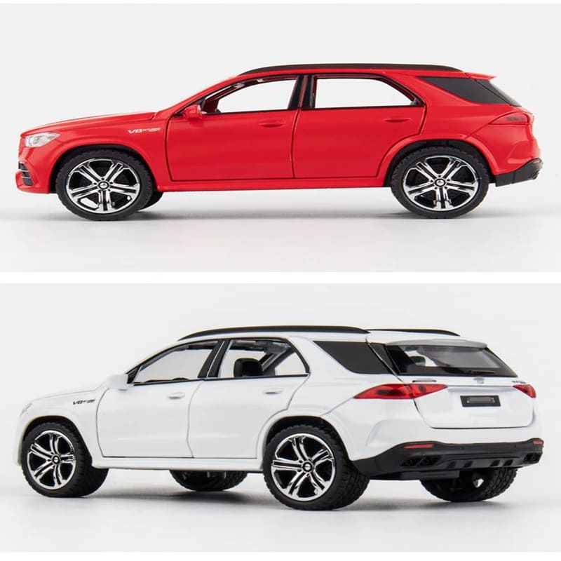 New 1:32 GLE 63S SUV Alloy Car Model Die-cast Metal Toy Off-road Car Model High Simulation Sound and Light Pull Back Collection Children Boy Gift