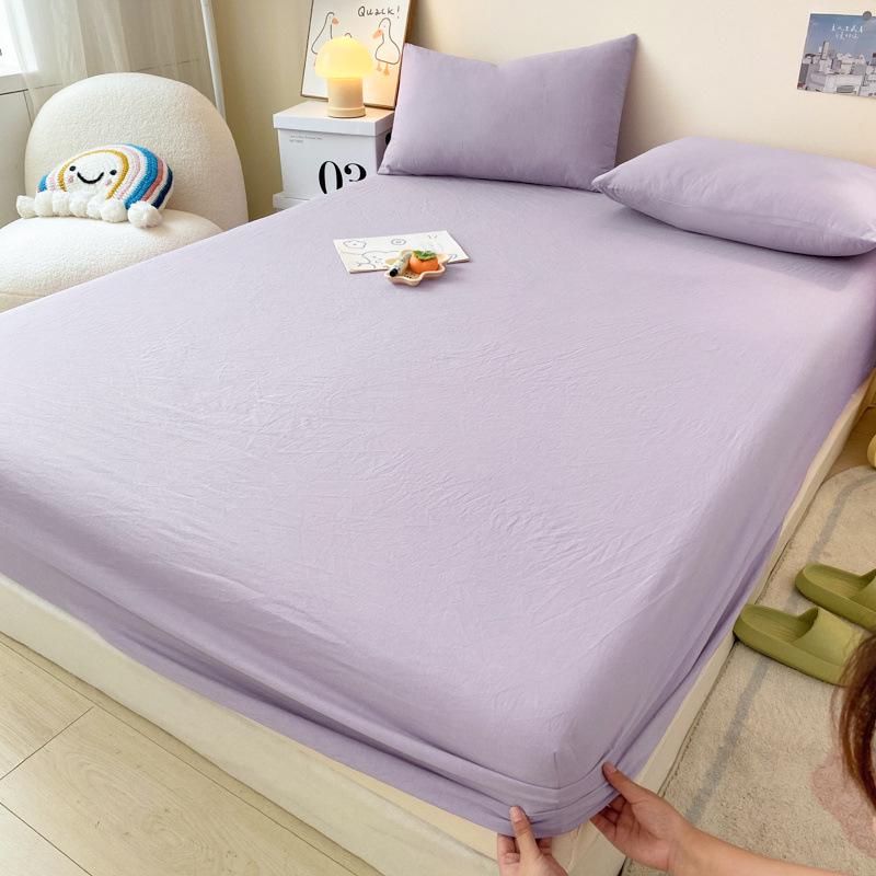 Red Bean Fitted Sheet: Universal Non-Slip Mattress Protector for All Seasons