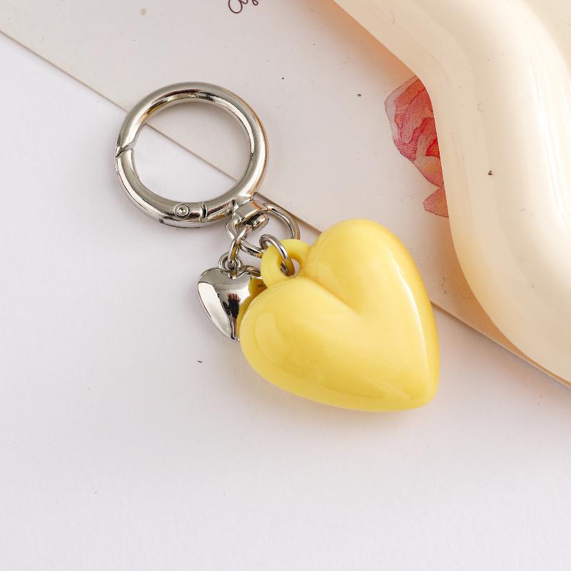 Sweet Heart Keychain Fashion Cute Candy Color Love Key Ring Lightweight Key Accessory for Women Girls Car Bag Ornament