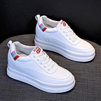 Kadın Beyaz Platform Spor Ayakkabı Gerçek Deri Gizli Takoz Topuk 7cm Günlük Yürüyüş Ayakkabısı