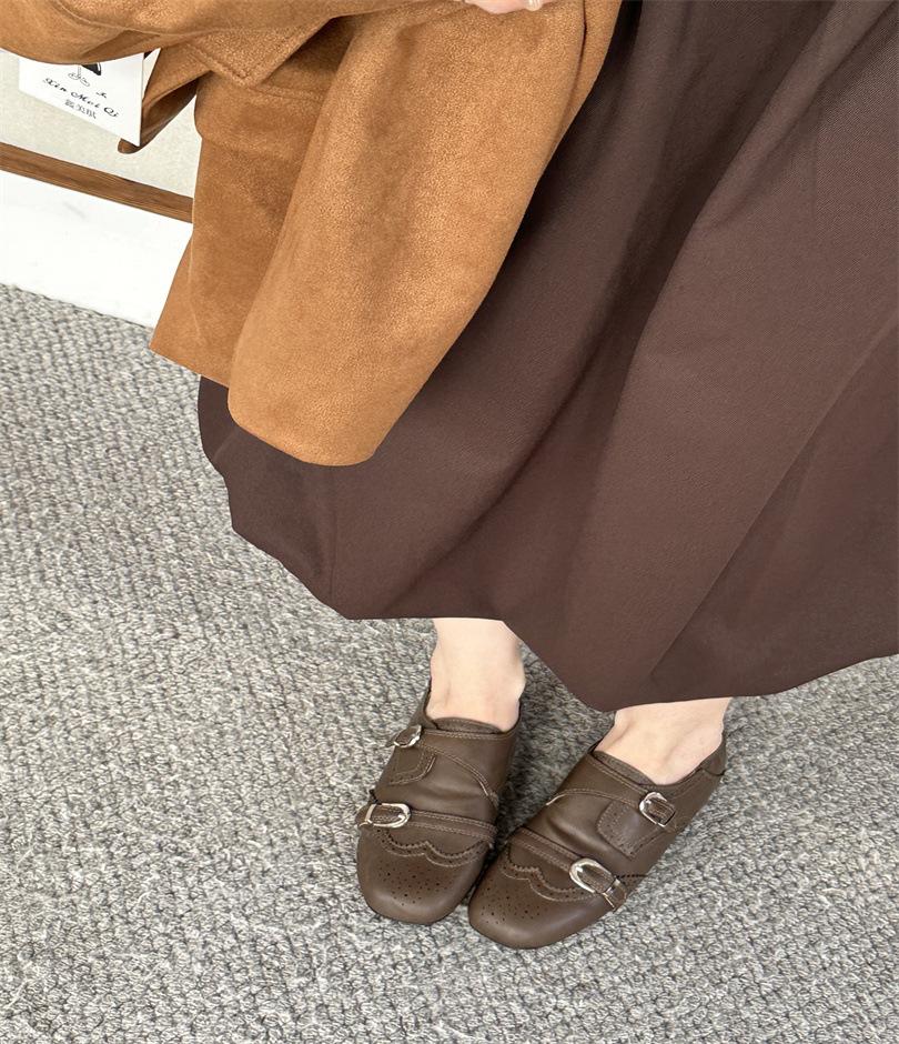 2025 autumn new niche design belt buckle heightening single shoes fashionable versatile retro engraved loafers