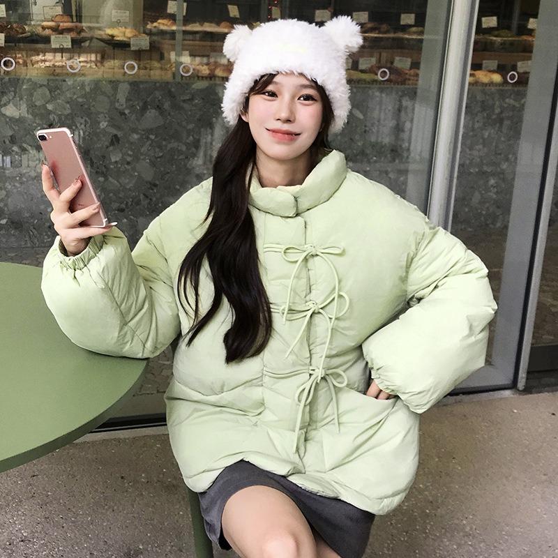 

Новая хлопковая куртка на шнуровке и с пряжкой в китайском стиле со стойкой воротником для осени и зимы, женская короткая утолщенная хлопковая куртка в корейском стиле L зелёный