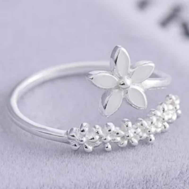 New Korean Exquisite Crystal Flower Fashion Temperament Sweet Versatile Love Opening Female Custom Jewelry