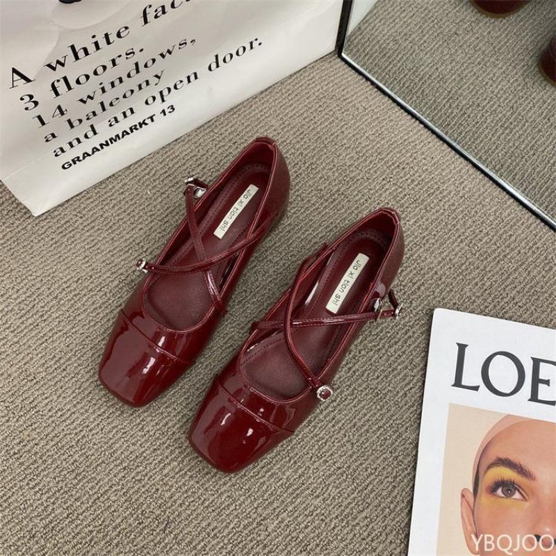 Fashion Ladies Fashionable Versatile Cross Buckle Shoes Retro Elegant Minimalist Women Single Shoes Square Toe Comfortable High Heels