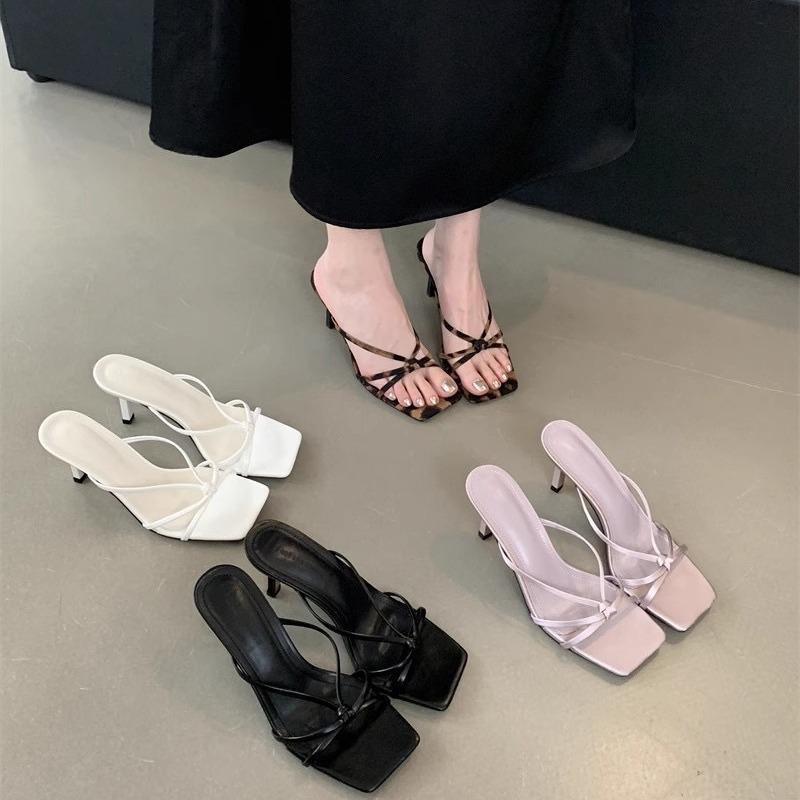 

New purple high heels women s outer wear square head thin strap open toe thin heel fairy with skirt cool slippers 35 чорний