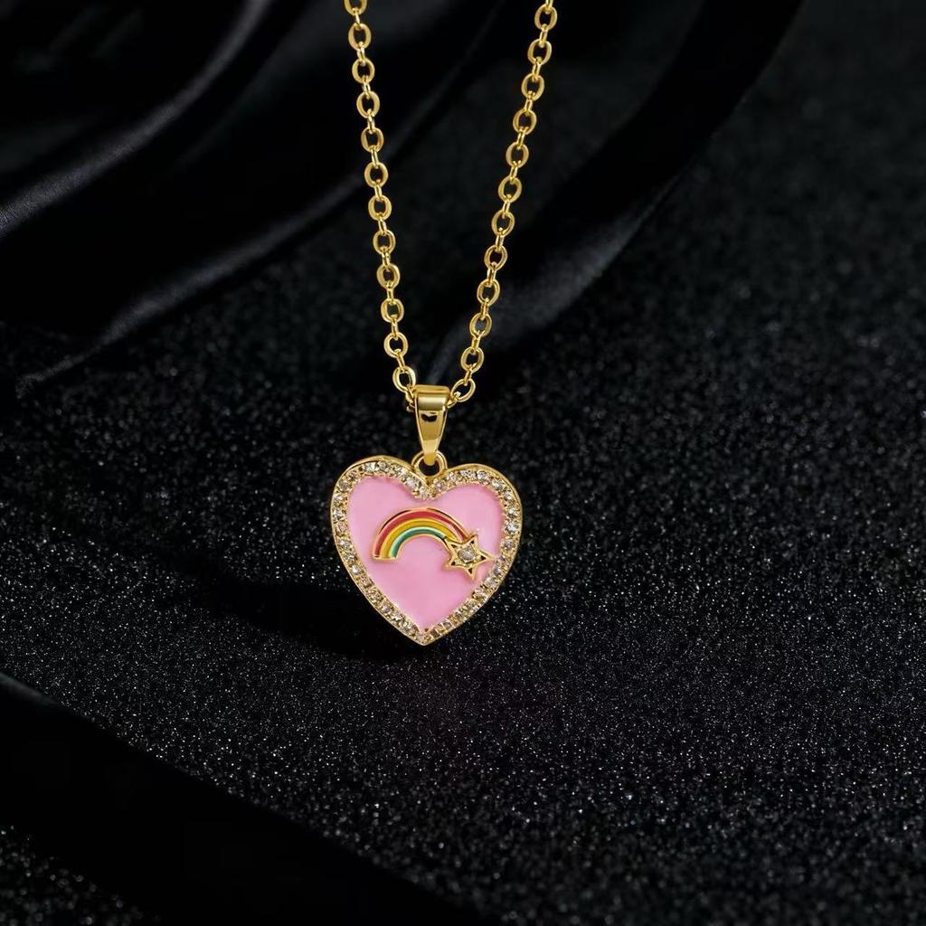 Metal Heart Crown Collarbone Necklace Hip Hop Pendant Necklace For Women Luxury Chain Accessory
