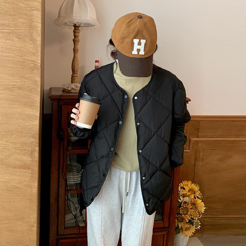 

Легкая женская хлопковая бейсбольная куртка в корейском стиле с ромбовидным узором для весны, осени и зимы Large чёрный