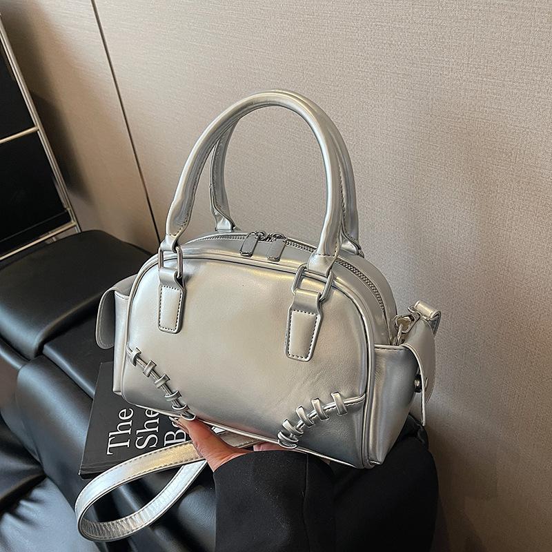 Premium Handbag Female Popular New Work Commuter Pillow Bag Niche Shoulder Messenger Bag