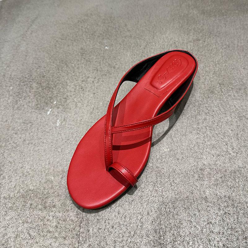 Fashion New In Summer Beach Ladies Low Heel Slippers Female Flip Flops Slides Sandals Fashion Women Heeled Slippers Shoes Pumps