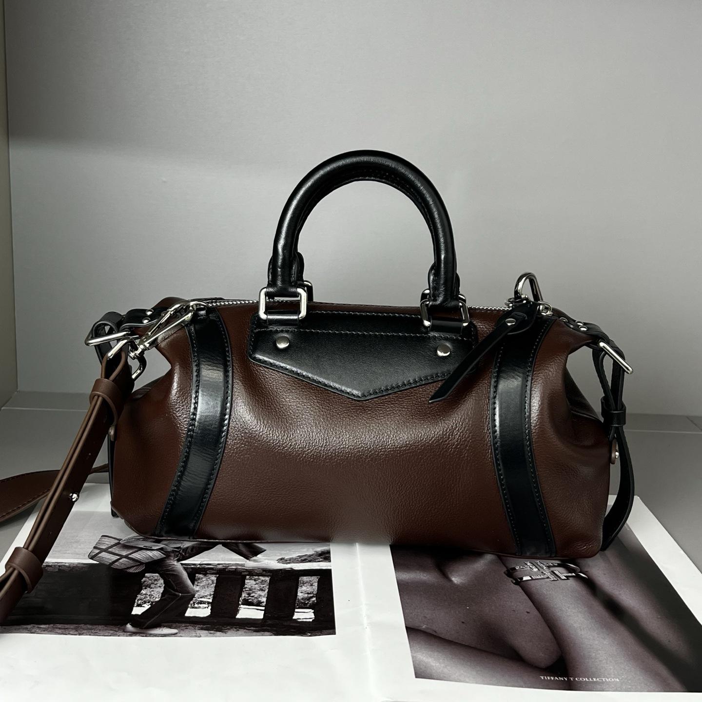 

новая женская байкерская сумка-локомотив из коровьей кожи, портативная на плечо, сумка-бостон, портативная на плечо, сумка-мессенджер 30x12x12cm темно-коричневого