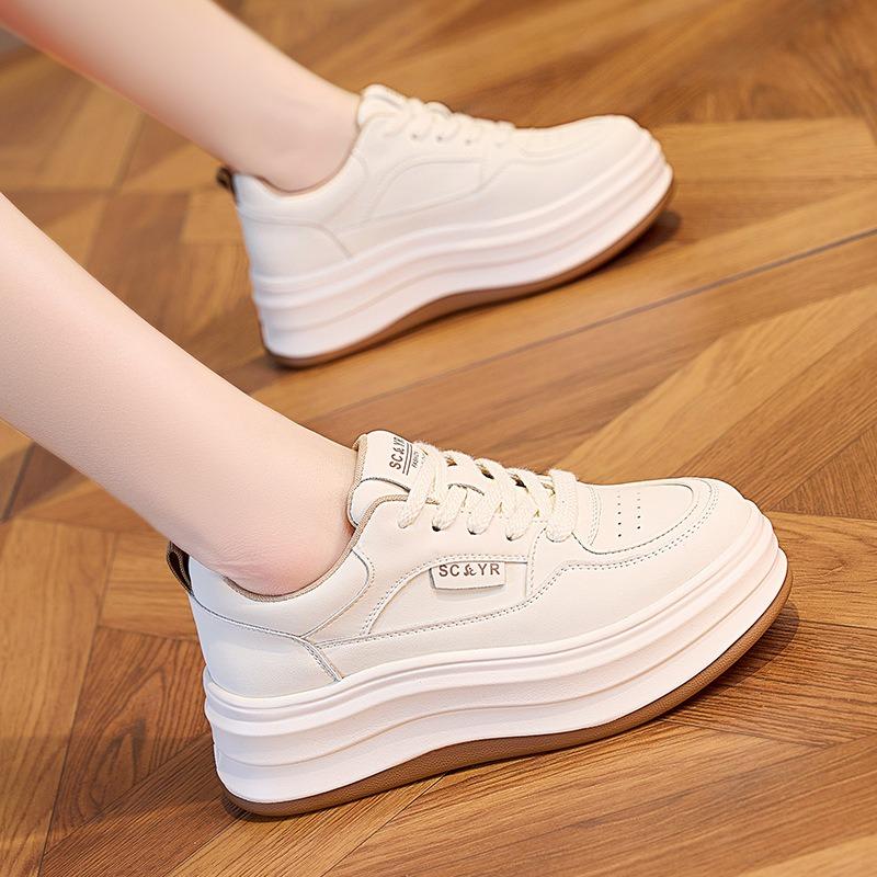 Leather little white shoes women's spring new flat-bottomed Korean version of versatile casual shoes popular thick-soled heightening women's shoes