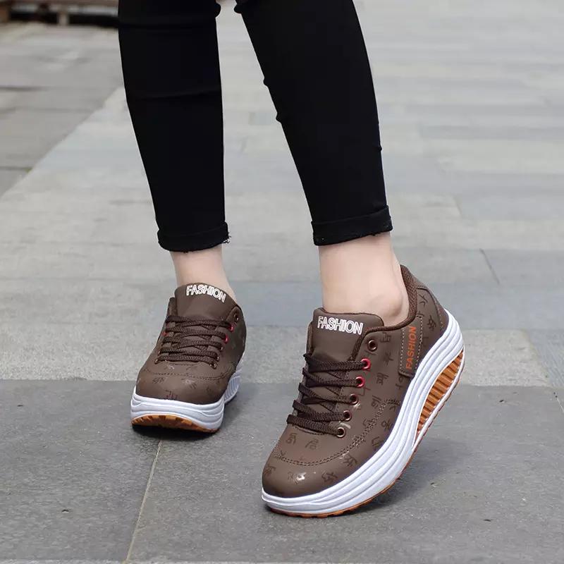 Women's Casual Sports Comfortable Breathable Flat Bottom Increased Casual Platform Shaker Shones