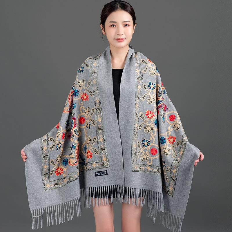 Luxury Women Embroidery Cashmere Scarf Winter Women's Warm Pashmina Shawl Paisley Embroidered Thicken Blanket Scarves Wraps