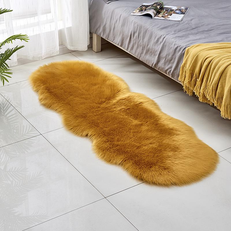 Plush Carpet Mat for Living Room, Bedroom, Sofa, or Bay Window - Imitation Wool, Light Luxury