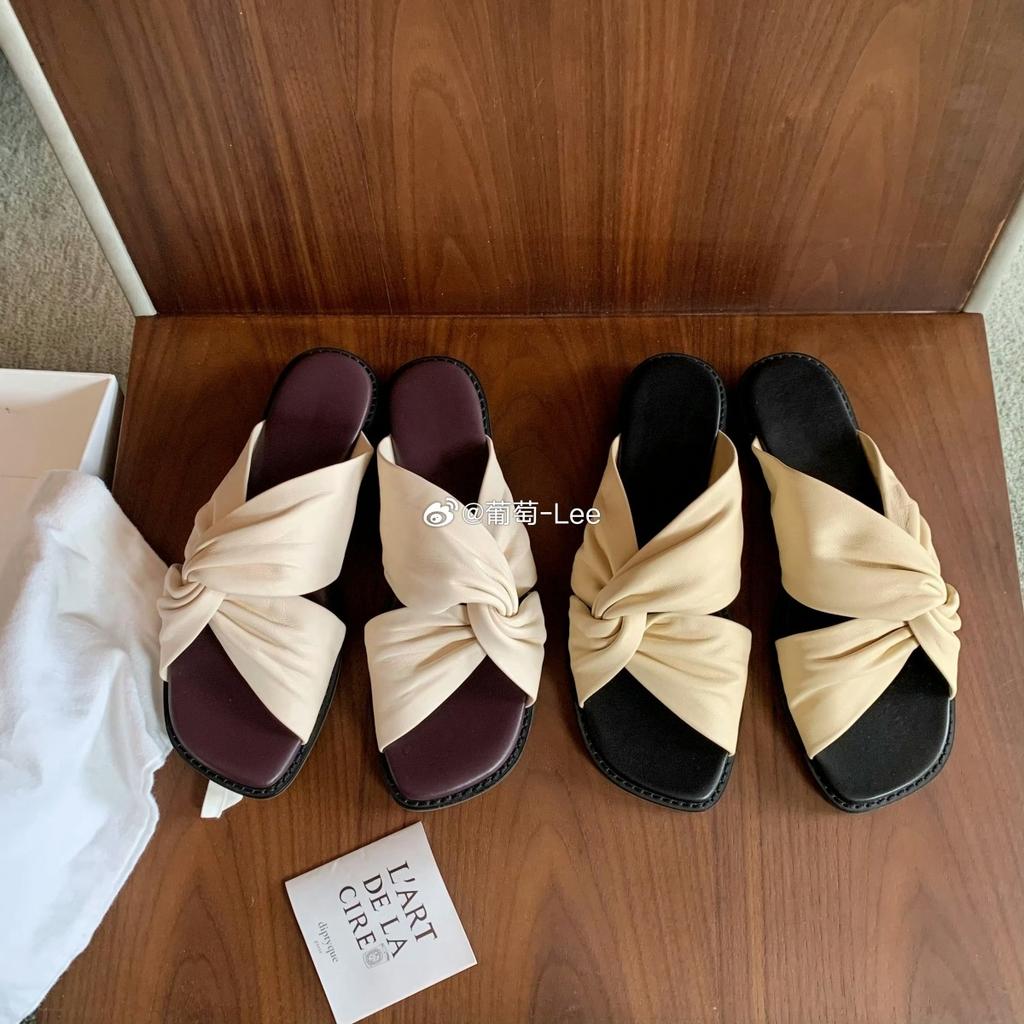 Lambskin Huge comfortable lambskin pleated kinked versatile square head cloud half slippers female summer