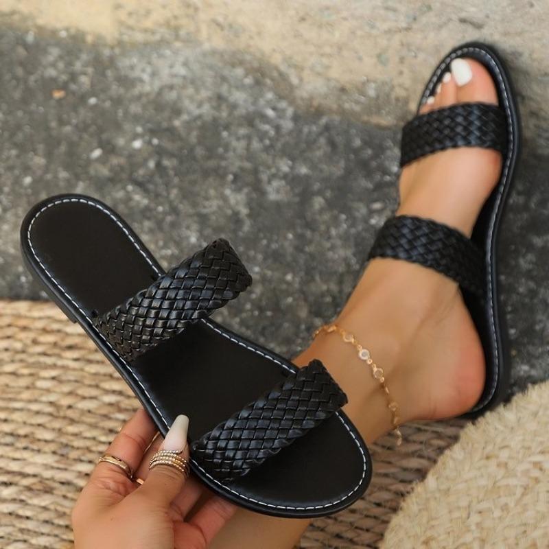 Large size slippers women's summer new woven women's slippers outside wearing beach cool slippers slippers