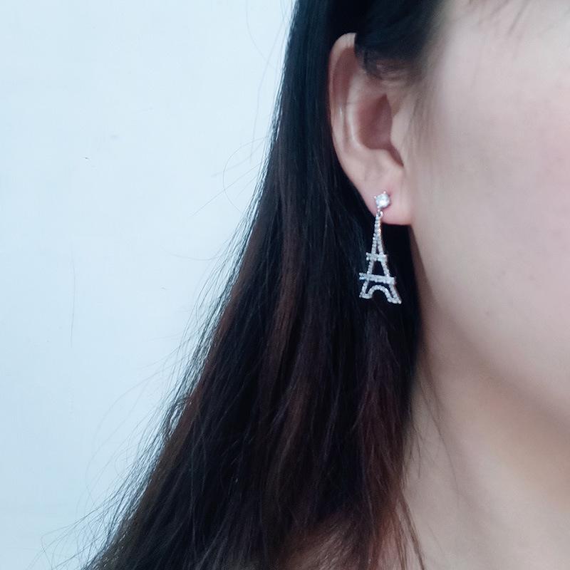 Eiffel Tower Sterling Silver Needle Studs: Elegant, Versatile Long Earrings for Women серебряный