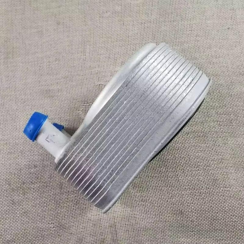 Engine Oil Cooler 05166925AB 05140531AA 05166925AA for Jeep Wrangler V6 3.6L 2013 for Dodge Caliber L4 2.0L 2011
