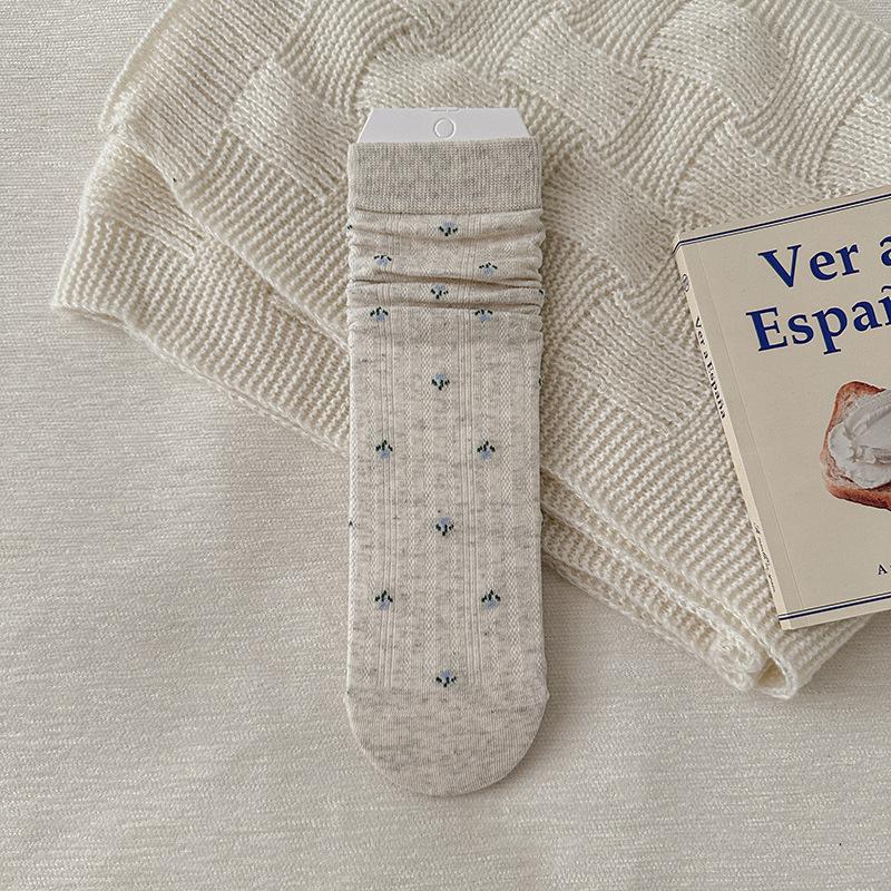 Women's Mid-calf Socks, Trendy Spring and Autumn Small Floral Women's Long Socks, Summer Thin Pile Socks, Long Calf