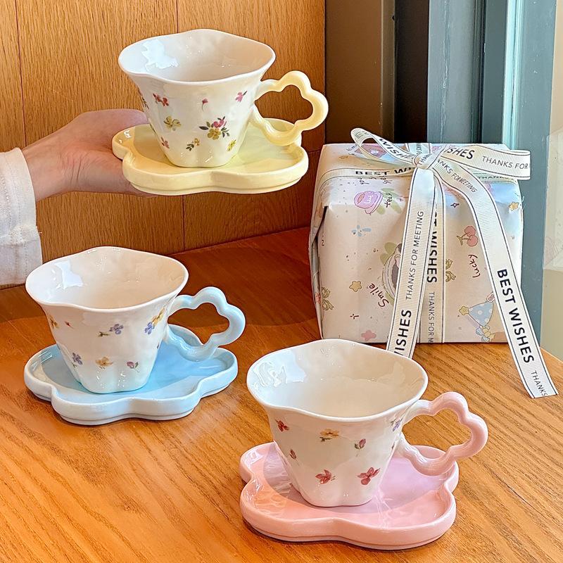 High-value French small floral coffee cup, ceramic cup and saucer set, practical gift box for girls' girlfriends