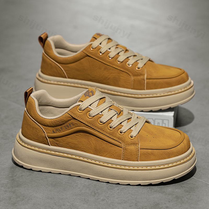 Men's Platform Casual Shoes 2026 Autumn New Outdoor Comfortable Cross Tied Board Shoes Fashion Vintage Height Increase Sneakers
