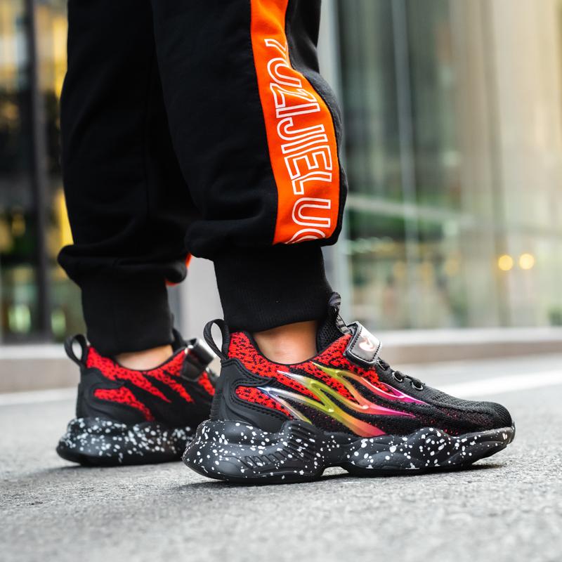 Dětské protiskluzové odolné proti opotřebení Módní trend Low Cut Fly Tkané Outdoorové sportovní boty Běžecké boty Běžecké boty